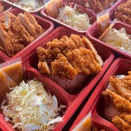 หมูอ้วนทงคัตสึ สาขาตลาดอิ่มเอม สระบุรี