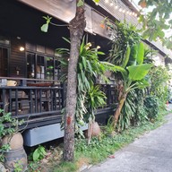 บรรยากาศ ร้านอาหารบ้านกลางกรุง พระราม3