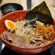 เมนูของร้าน Chabuton Ramen เกตเวย์ เอกมัย