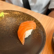 ตุ้มซูชิ- โลตัส นวนคร