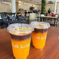 Walk In Cafe