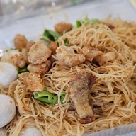 เมนูของร้าน หมี่คลุกเจ๊เกียง ตลาดรังสิต