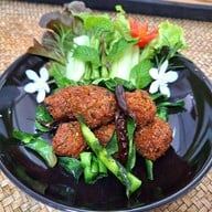 สุขสำราญ ลาบก้อยต้ม