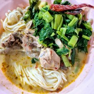 ร้านขนมจีนแม่สมนึก