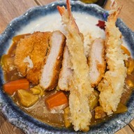 Tsubohachi สึโบฮาจิ (Robinson Ratchaphruek) โรบินสัน ราชพฤกษ์
