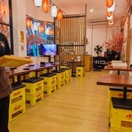 บรรยากาศ ไคเทกิ อิซากายะ เดอะ โฟร์ท พุทธมณฑลสาย4