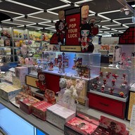 บรรยากาศ POP MART - Hong Kong International Airport