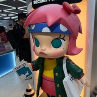 บรรยากาศ POP MART - Hong Kong International Airport