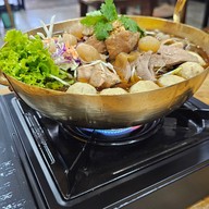 เตี๋ยวตุ๋นบ้านสวน  สาขาเชียงราย