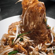 เจ๊เช็ง ผัดไทสี่แยกหัวแตก