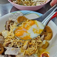 ม่าแห้ง