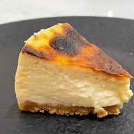 Another Hound Café ดิเอ็มโพเรียม