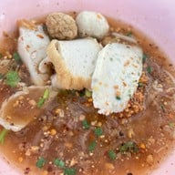 เมนูของร้าน เจ๊หมวยลูกชิ้นปลา ชลบุรี