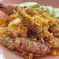 เจ๊น้องริมทะเลบางพระ