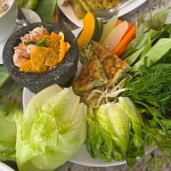 เมนูของร้าน ฤาสภัตร by Nina’s