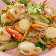 เมนูของร้าน เจ๊น้องริมทะเลบางพระ