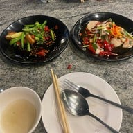 Good's bar lampang (กู๊ดบาร์)