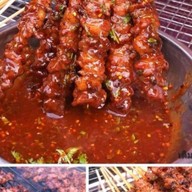 หมูปิ้งลุงตู่