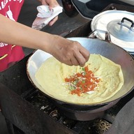 เจ๊เช็ง ผัดไทสี่แยกหัวแตก