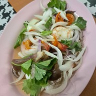 ครัวเมืองชลข้าวต้มปลา