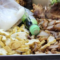 ก๋วยจั๊บเจ้ท๊อป 30 บาท