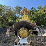 บรรยากาศ ศาลเจ้าพ่อพะวอ