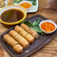 บะหมี่หัวโต (ศรีย่าน) สาขา  ราชวัตร - ศรีย่าน ดุสิต