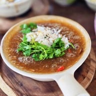 แม่ชมพู่ก๋วยจั๊บกระเพาะปลา ท้าวเวสสุวรรณ