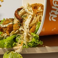 สมอลล์ เส้นหมี่ไก่ฉีกเจ้าแรกหาดใหญ่ ตลาดสมอลล์คลองร.5