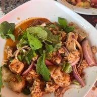 เมนูของร้าน แซ่บไม่ไหวจันทบุรี