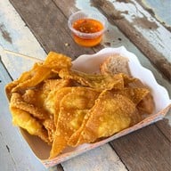 ก๋วยเตี๋ยวเรือนายใช้บ้านแพน คลองทวีวัฒนา