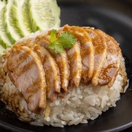 ข้าวมันเป็ด Quackquack -