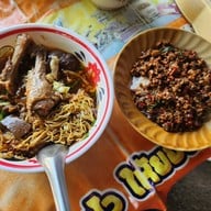 เมนูของร้าน ป้าตุ๊กก๋วยเตี๋ยวเป็ด  คลองเปรมประชากร