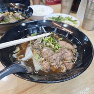 นายทิว ก๋วยเตี๋ยว เนื้อตุ๋น หมูตุ๋น เคหะ คลองจั่น เคหะ คลองจั่น
