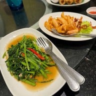 Laemcharoen Seafood เซ็นทรัลเวิลด์