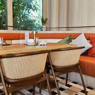 บรรยากาศ Akanee อัคนี