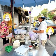 บรรยากาศ โบ๊กเกี้ย ข้างโรงเรียนวัดบวร