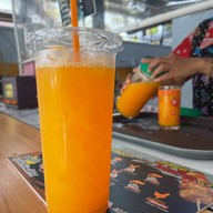 ร้านน้ำส้มป้าน้อง สวนสุขภาพ