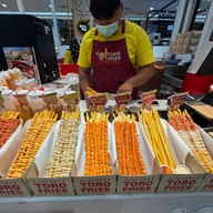 Toro Fries fashion island