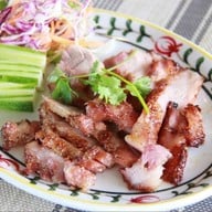 แซ่บริมเขา Zaab Rim Khao