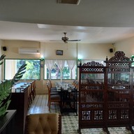 ปราย ระย้า Local Phuket Cuisine , Sukhumvit 8 ( 350 M. form BTS NaNa )