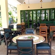 ปราย ระย้า Local Phuket Cuisine , Sukhumvit 8 ( 350 M. form BTS NaNa )