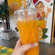 ร้านน้ำส้มป้าน้อง สวนสุขภาพ