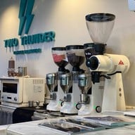 Two Thunder Coffee Roasters - Chidlom -ชิดลม