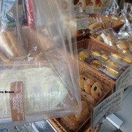 บรรยากาศ บ้านขนมปัง เจริญนคร อยู่ระหว่างเจริญนคร ซอย 17-19