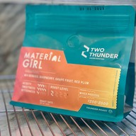 Two Thunder Coffee Roasters - Chidlom -ชิดลม