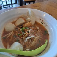 เมนูของร้าน เจียงลูกชิ้นปลา ปตท. แพรกษา