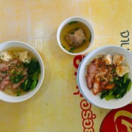 บะหมี่เกี๊ยวกุ้งปักธงชัย ปักธงชัย