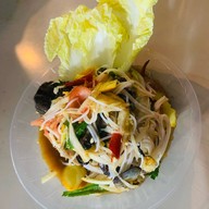 ตำปะล่ะส้มตำเจ้สุรสเด็ดเผ็ดดาก&กระเพาเลือกหน้า วัชรพล