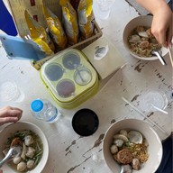 ก๋วยเตี๋ยวแคะท่านา ท่านา